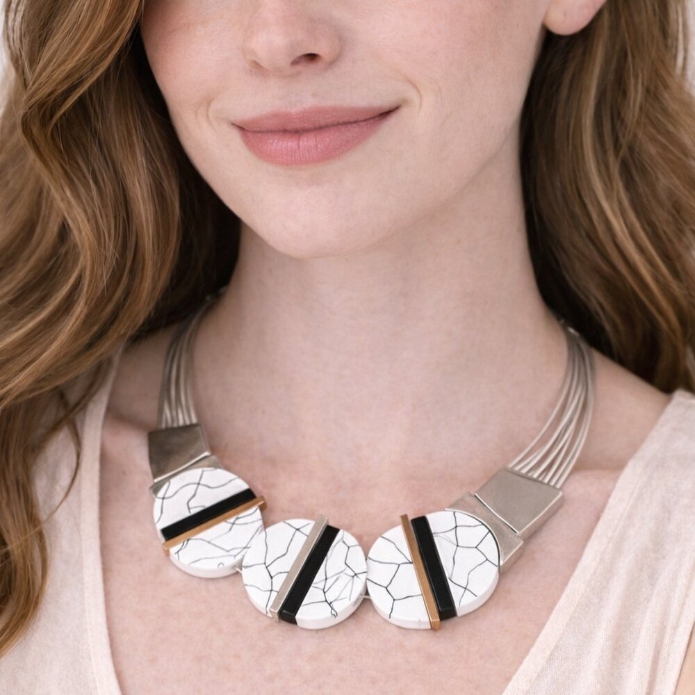 Anne Marie Chagnon Artisan ModernistNecklace VICTORIA White